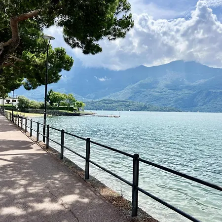View Apartman Domaso